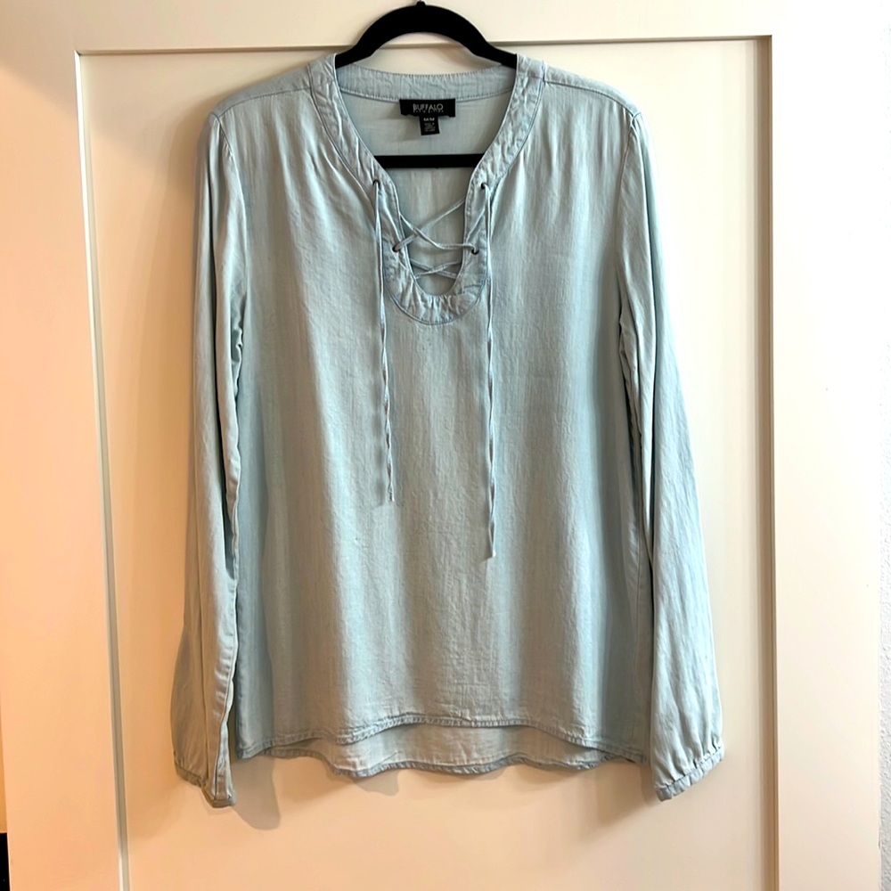 Buffalo David Britton chambray top
